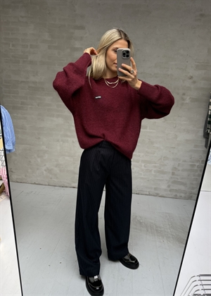 Light Logo strik Zinfandel ROTATE By Birger Christensen 